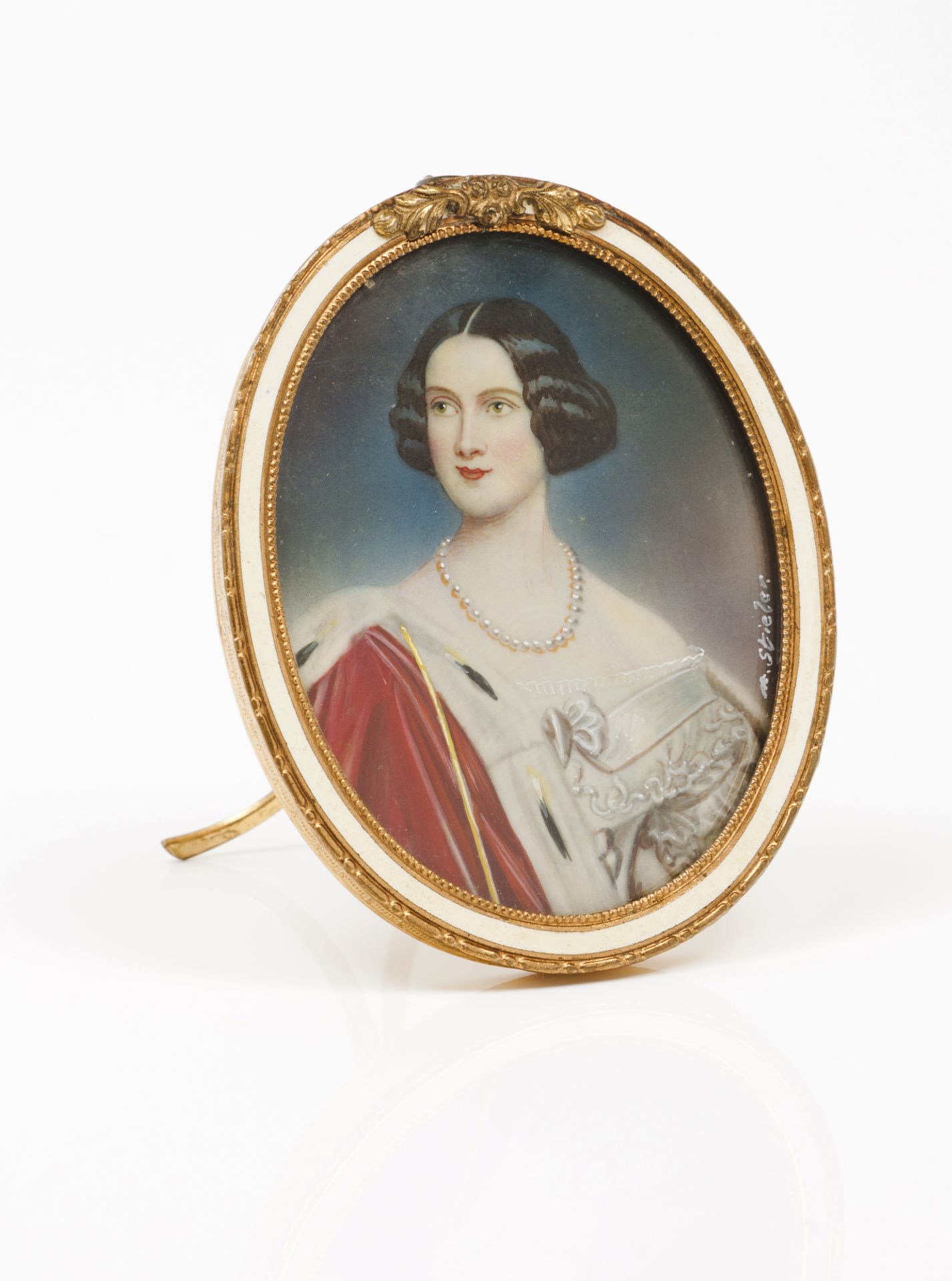 European school, 19th centuryPortrait of Queen Mary of Prussia (1825-1889) Oval miniature on ivory