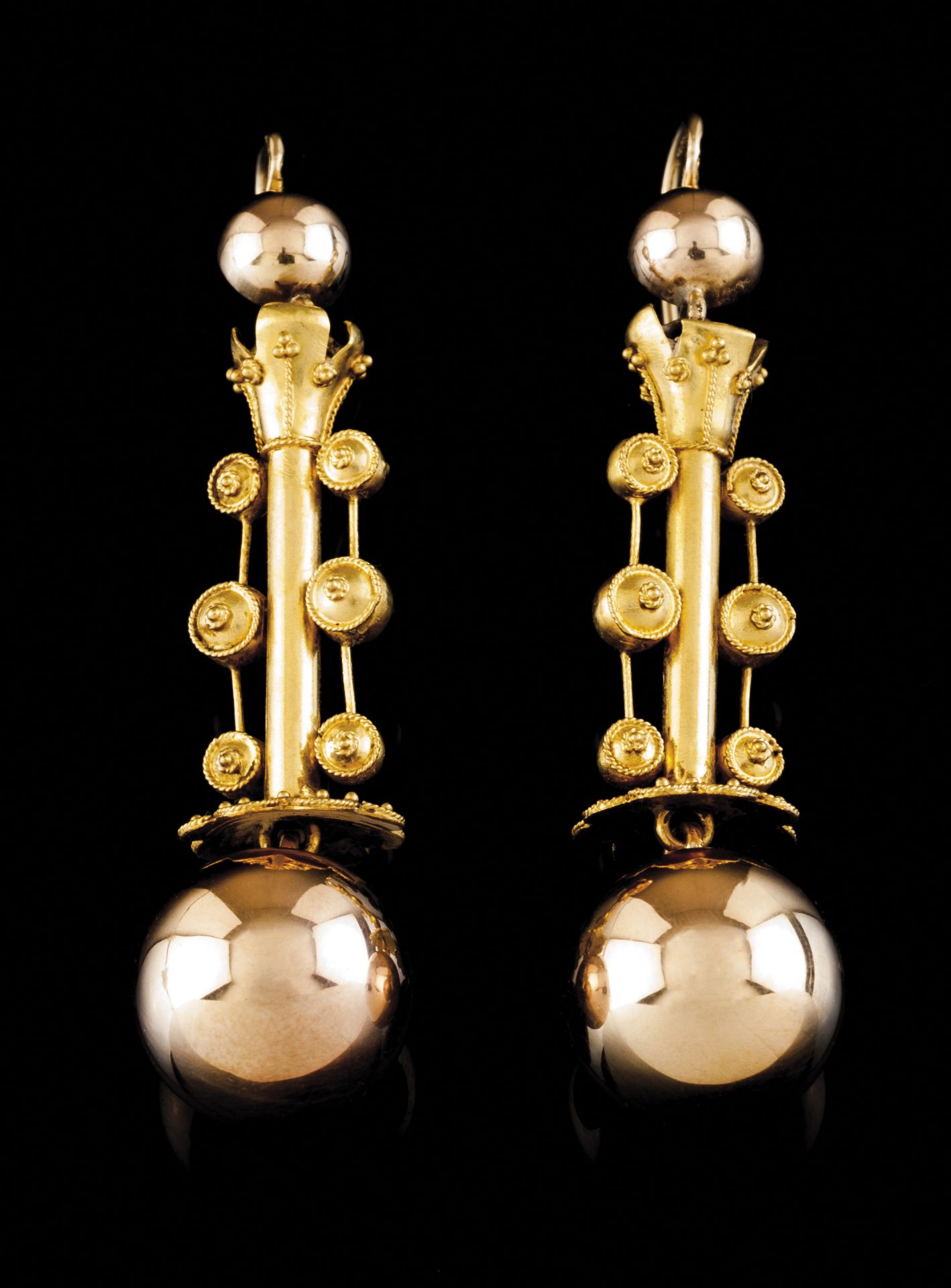 A pair of drop earringsGold Grained decoration with spherical drop Marked for 750/1000 19th/20th