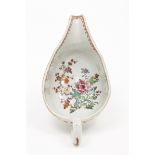 A sauceboatChinese export porcelain Polychrome floral "Famille Rose" enamelled decoration Qianlong