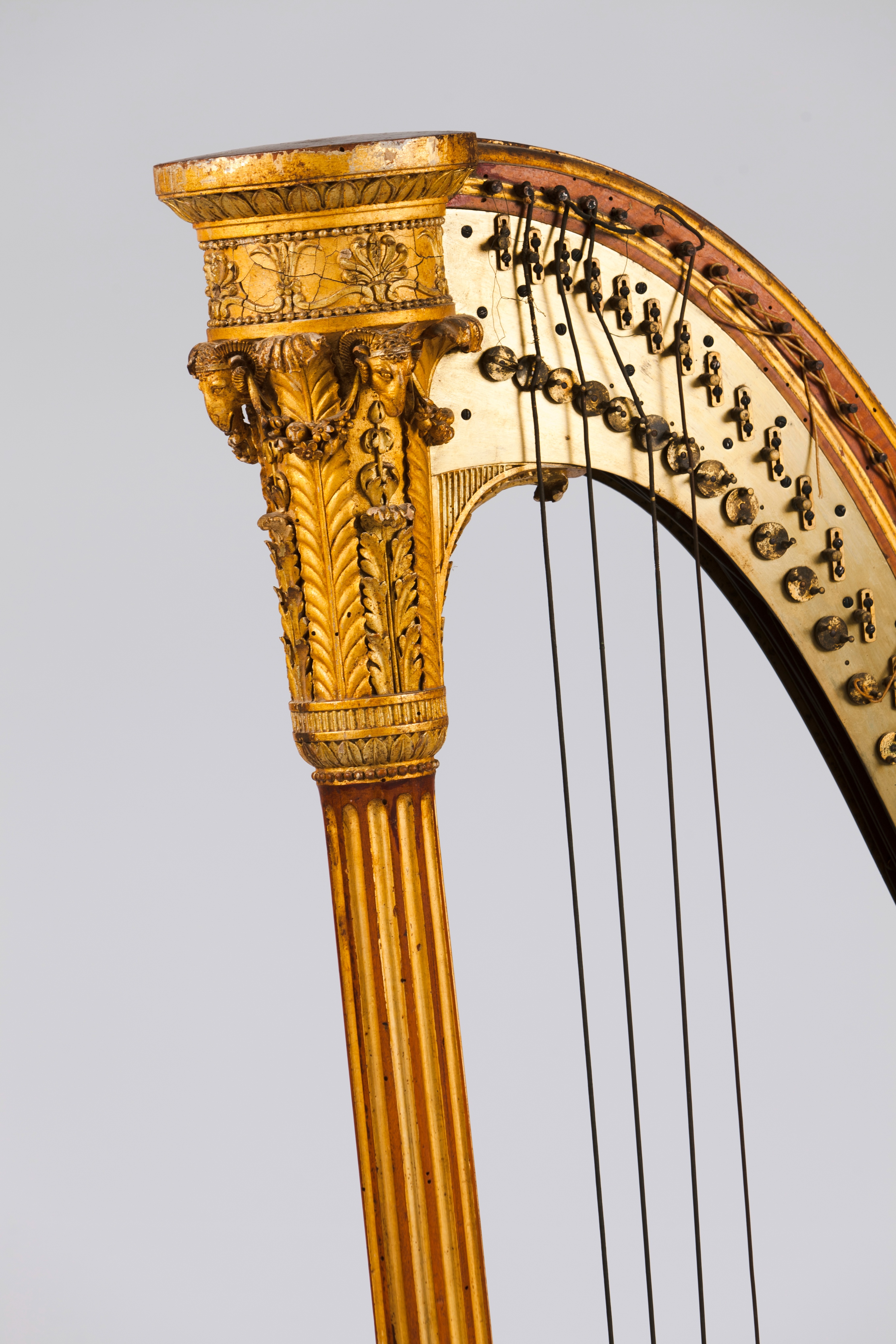 A Symphonic harp, Sebastian ErardMaple wood Carved and gilt decoration Fluted column and crown/ - Image 4 of 4