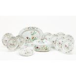A part dinner setTureen with cover and tray, seven dinner plates and three soup plates Chinese