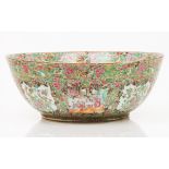 A large punchbowlChinese export porcelain Polychrome "Canton" decoration Qing dynasty, 19th / 20th