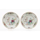 A pair of serving plattersChinese export porcelain Polychrome floral "Famille Rose"