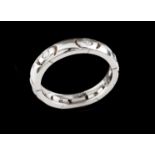 A ring bandGold Set with 6 brilliant cut diamonds totalling (ca. 0.24ct) Deer hallmark 800/1000 (