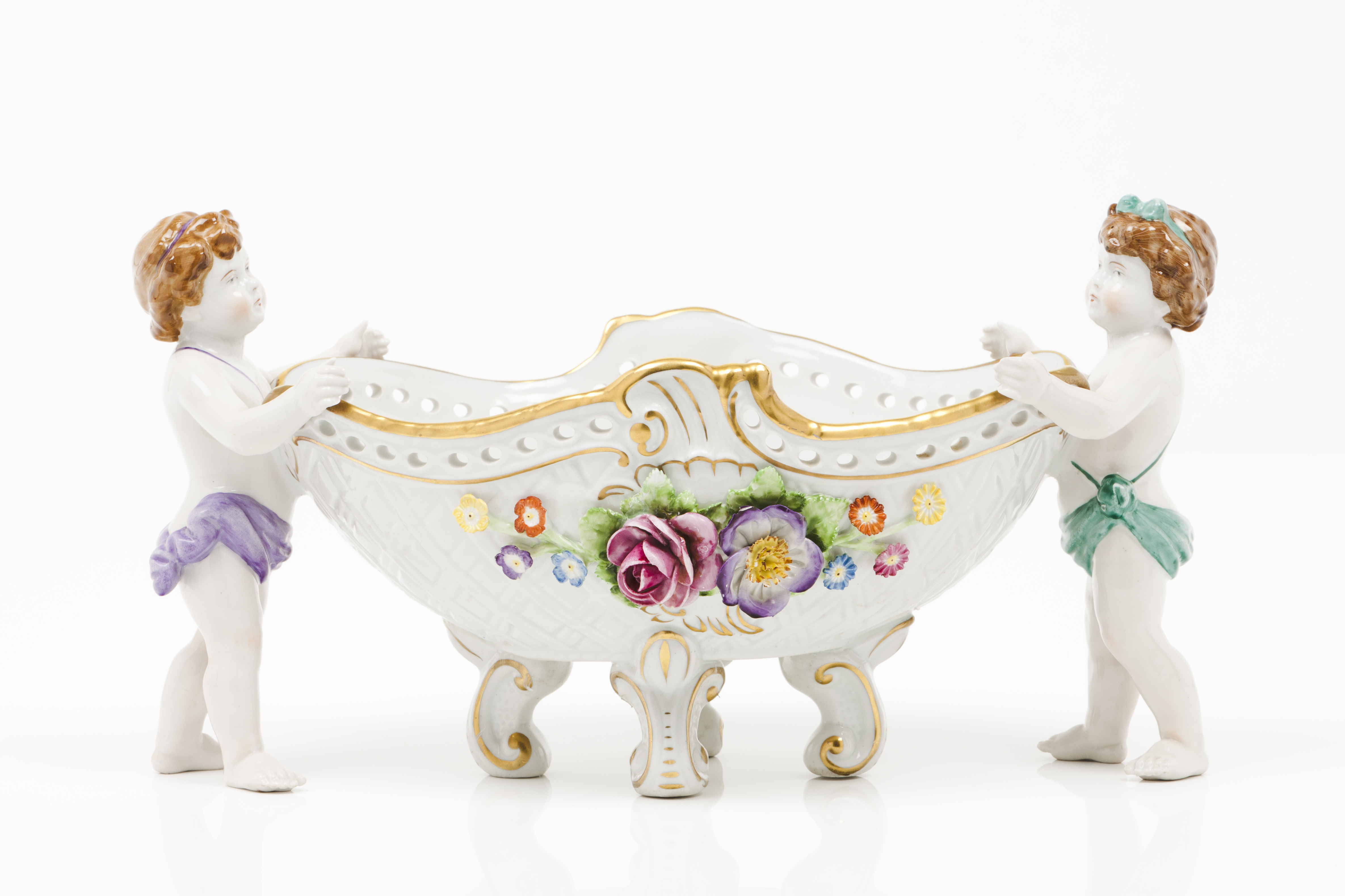 A flower bowlEuropean porcelain Polychrome and gilt decoration Marked to base 19th / 20th century (