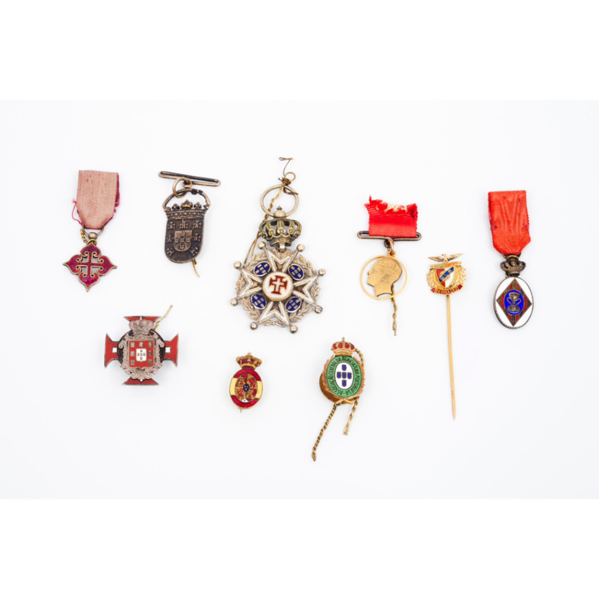 A group of nine medals and insigniasMetal Enamelled decoration 20th century