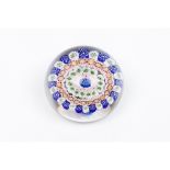 A paperweightGlass paste Inner "millefiori" decoration 20th centuryDiam.: 6,5 cm