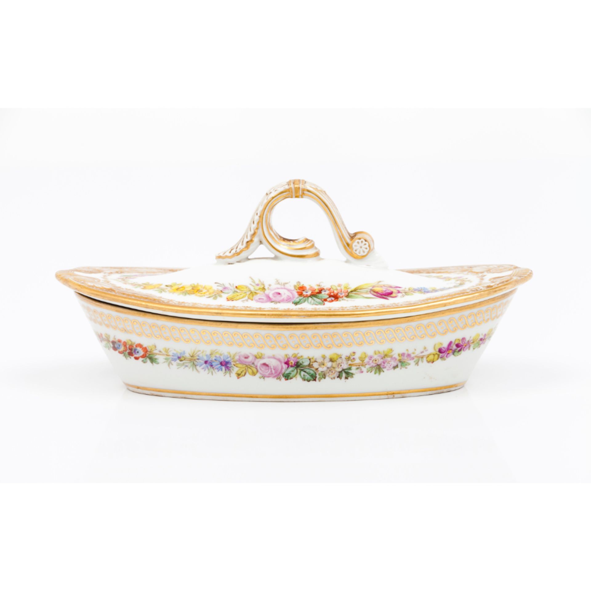 A soap dish and coverPorcelain Floral polychrome and gilt decoration Europe, 19th century (