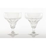 A pair of dishesMoulded and cut crystal Europe, 19th century18x15 cm