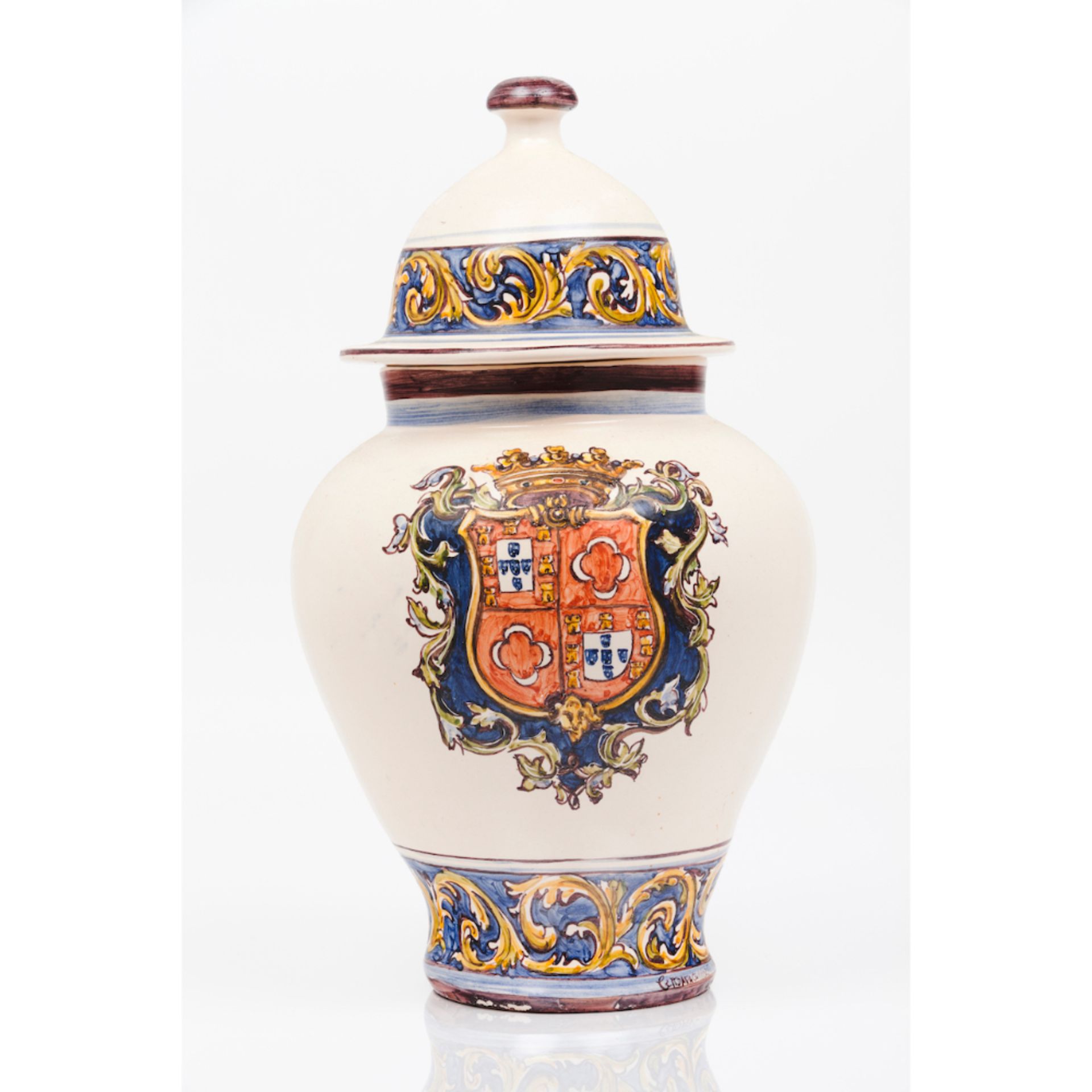 A pot with coverPainted ceramics Polychrome decoration with the Duke of Palmela heraldic shield
