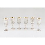 A SET OF SIX DRINKING GLASSES