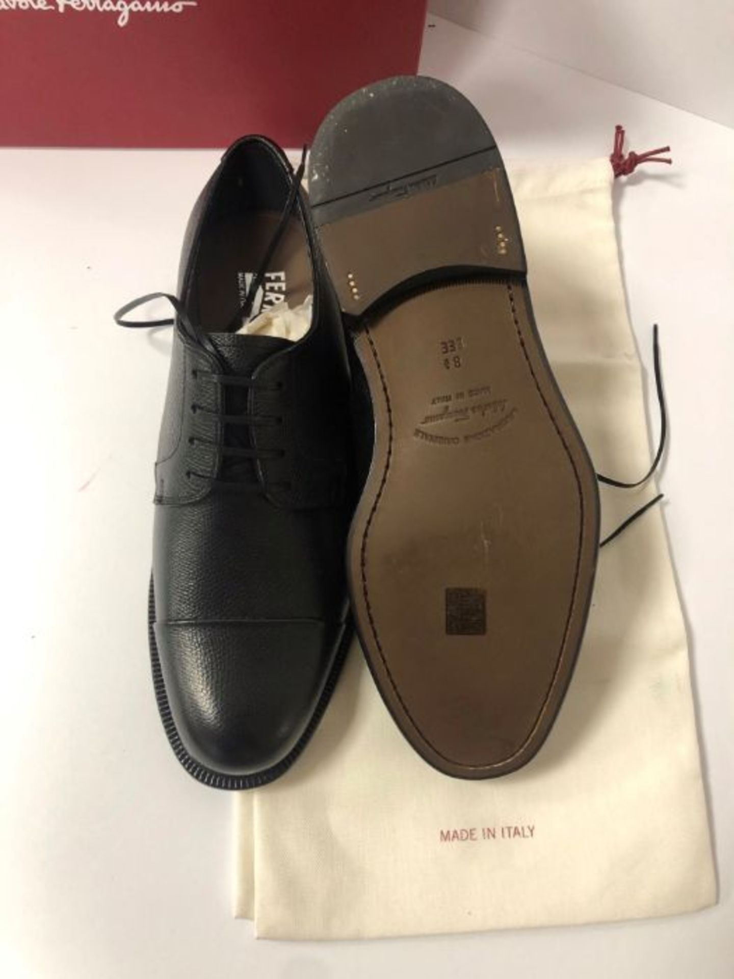 Men's Salvatore Ferragamo Regal Derby Shoe, Black Leather, UK 7.5 - Image 2 of 3