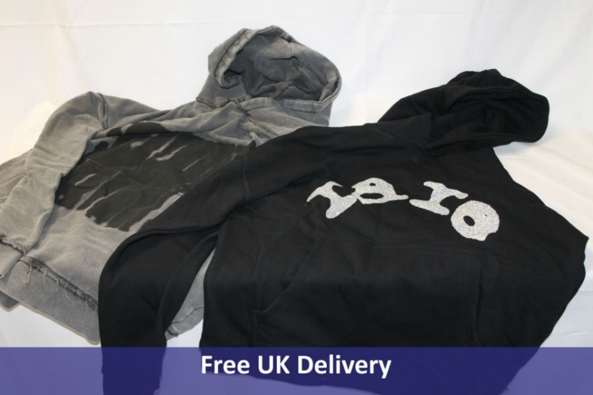 Two rareeverywhere Hoodies, 1x Black, 1x Grey, Large