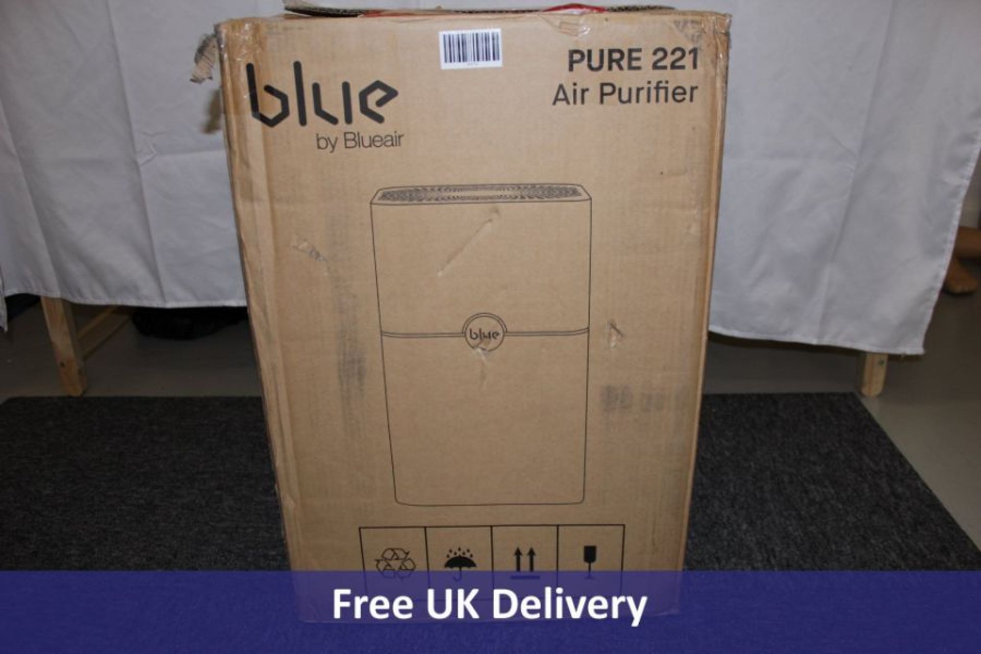 Blue Pure 221 Air Purifier by Blueair, with 2 Prefiltres