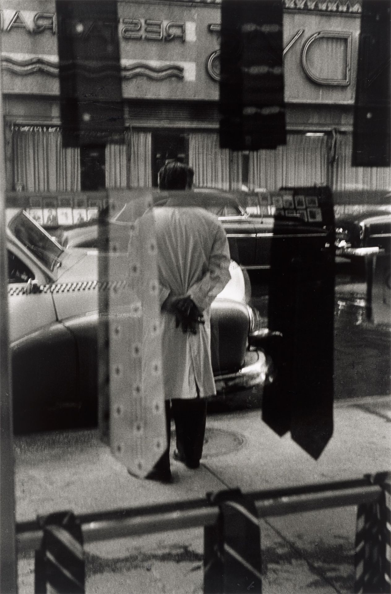Louis Stettner. ”On Madison Avenue, N.Y.C”. 1954
