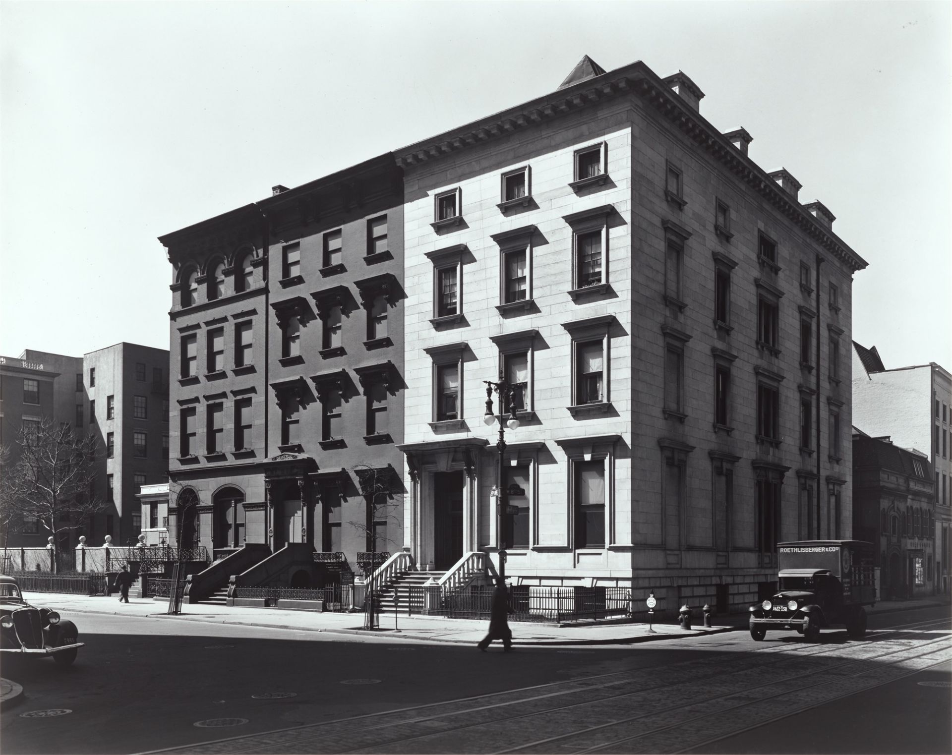 Berenice Abbott. Fifth Avenue Houses, Nos. 4, 6, 8. 1936