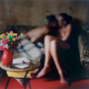 Mona Kuhn. Kiss, aus der Serie „Evidence“, 2000-2008. 2005