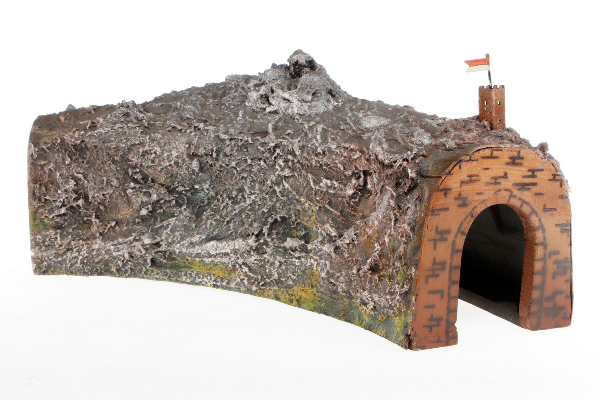 Märklin Tunnel 453, S H0, Holz, mit plastischer Masse, Turm und Fahne, Fahnenaufnahme geweitet,