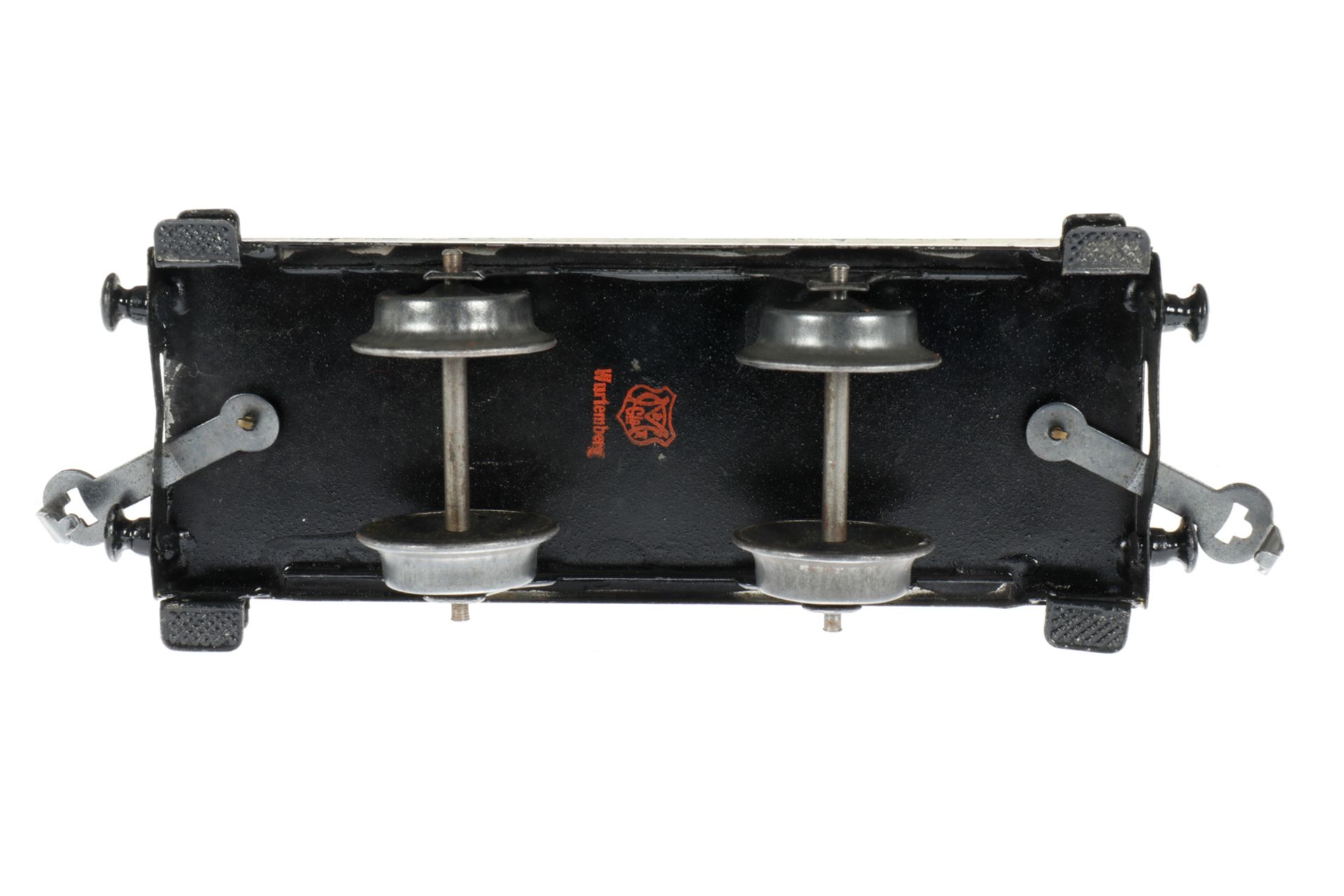 Märklin Sanitätswagen 1828 P, S 0, HL, mit Inneneinrichtung und 2 Bahren, LS und gealterter Lack, - Bild 4 aus 5