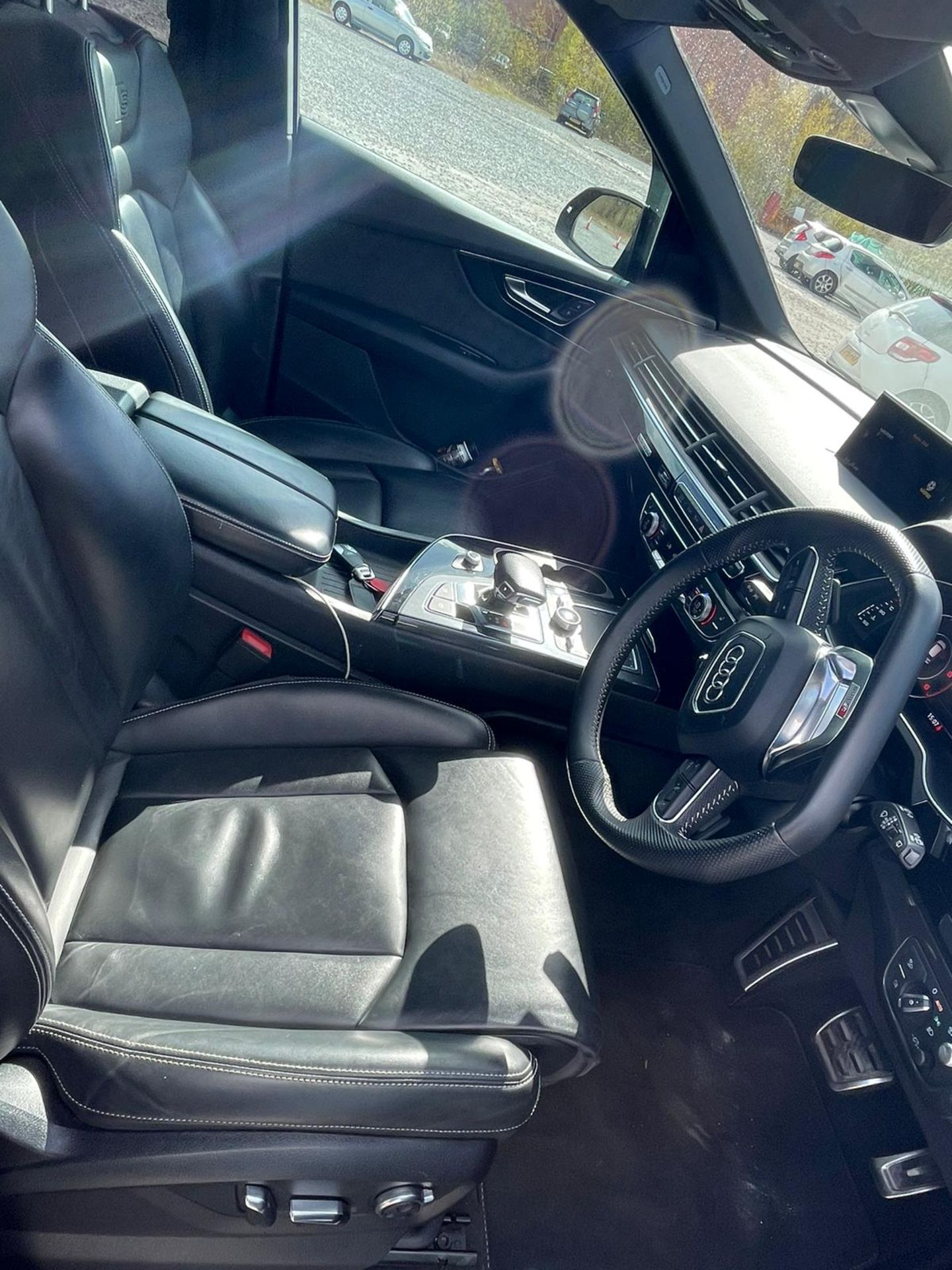 2019 Audi Q7 Black edition. LOW BUYERS PREMIUM of 8% - Image 11 of 18