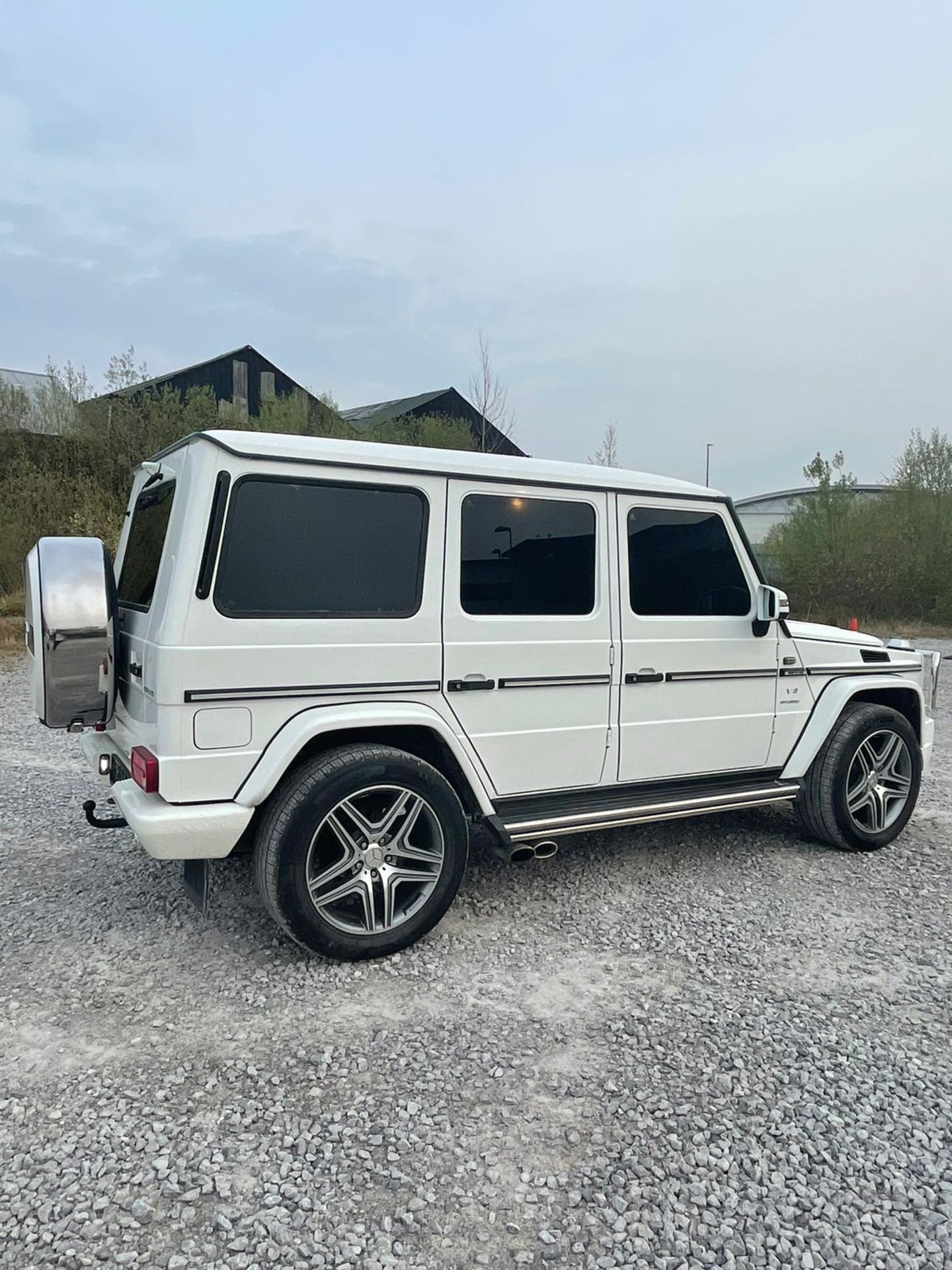 RESERVE MET 2002 - Mercedes G500 64,000 miles with full Mercedes G63 styling packages - Image 5 of 12