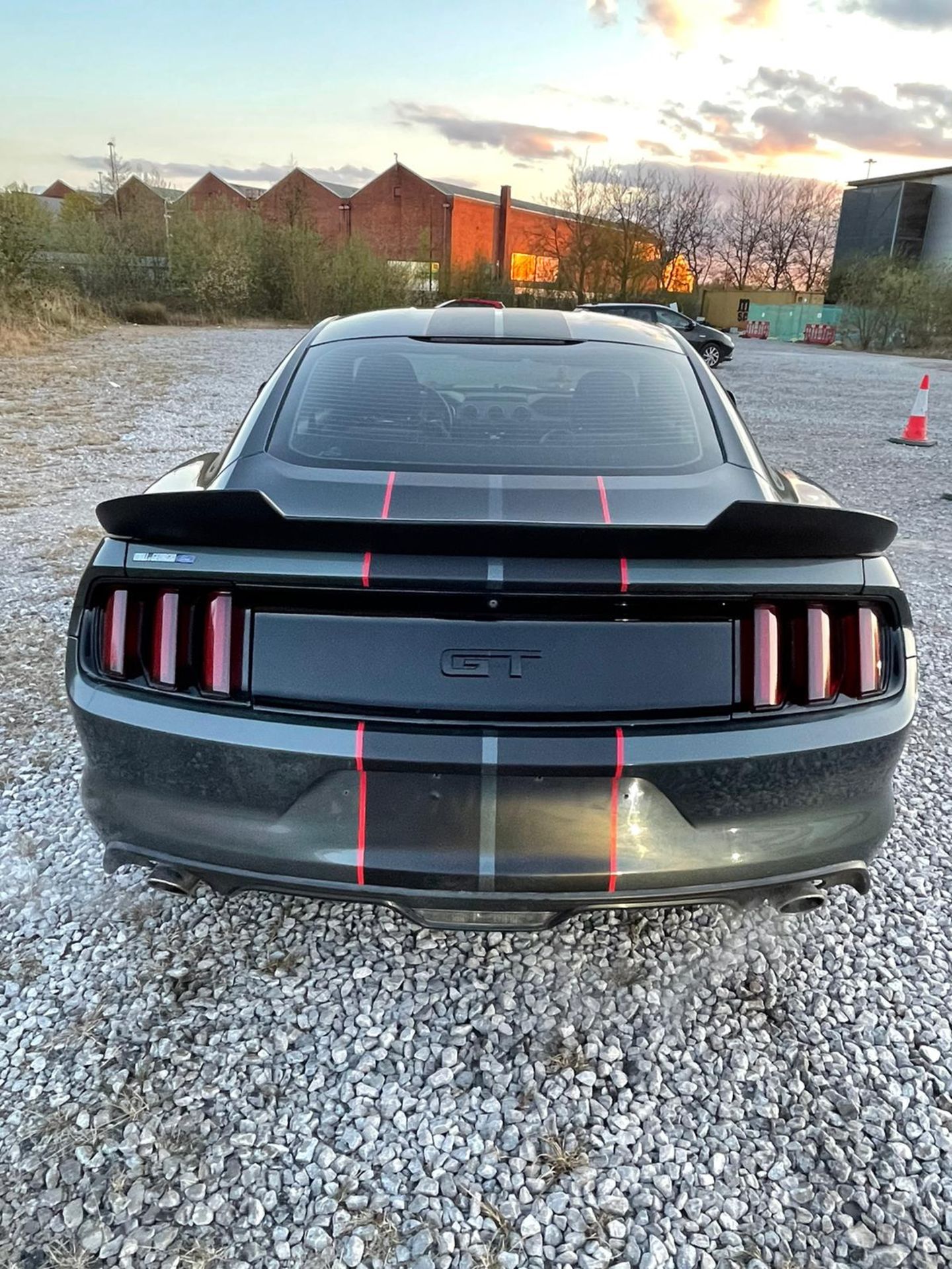 2016 5.0 V8 Manual mustang GT - Low Mileage - Image 6 of 11