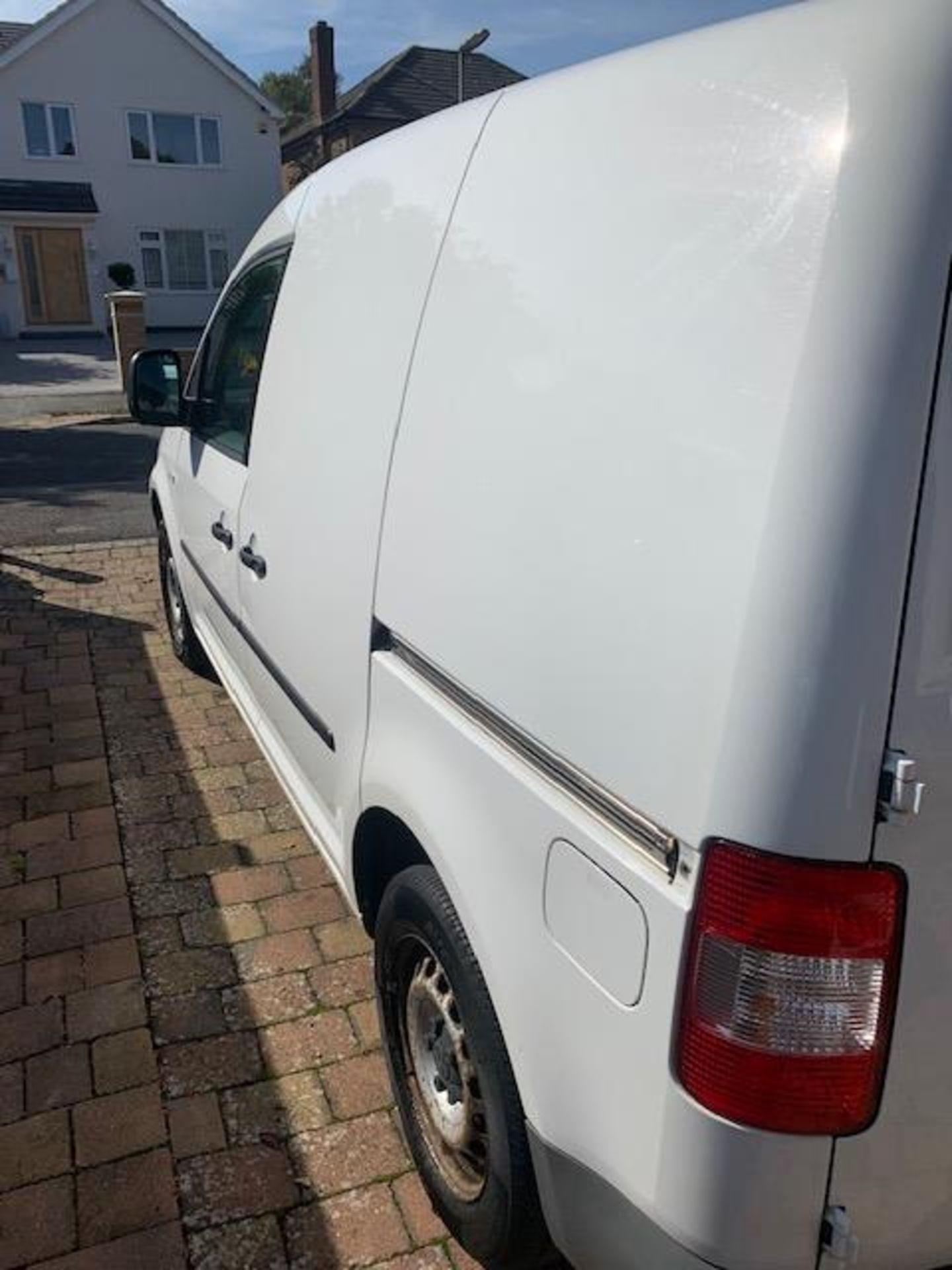 2010 - '60' Plate VOLKSWAGEN CADDY C20 DIESEL - 1.9TDI PD 104PS - Image 10 of 19