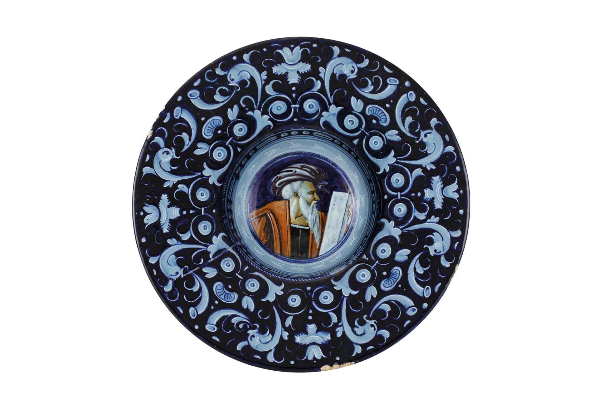 TONDINO IN MAIOLICA POLICROMA, PROBABILMENTE FORNACE DI FAENZA, DATATO 1520