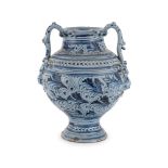 VASO IN MAIOLICA A FONDO BERETTINO, PROBABILMENTE FORNACE DI FAENZA, FINE DEL XVI, INIZIO DEL XVII