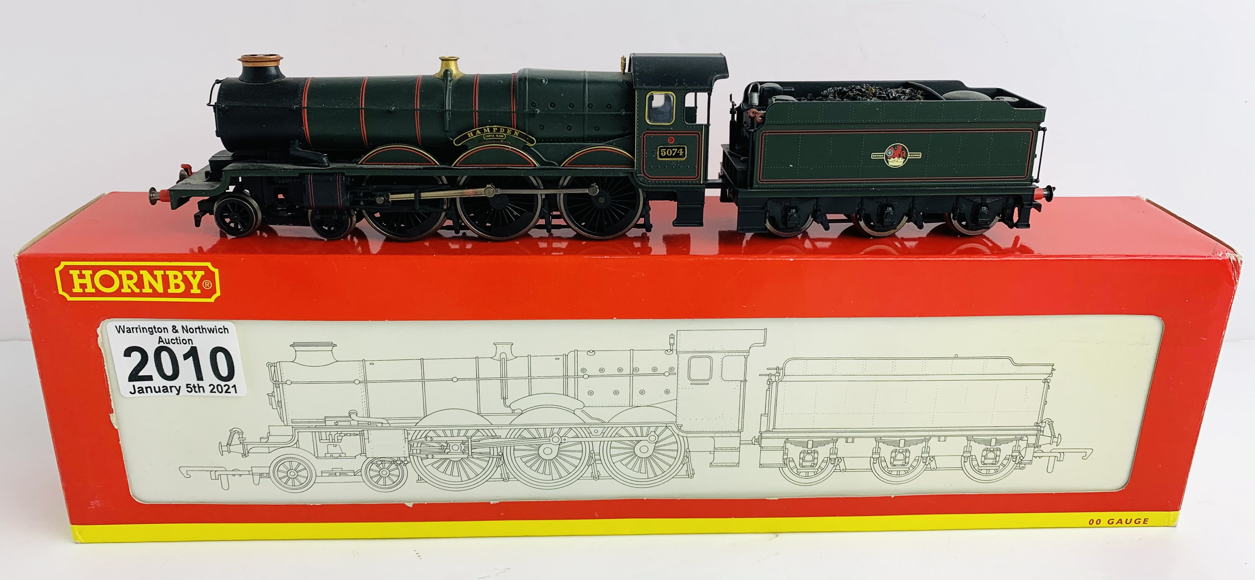 Hornby OO Gauge Hampden Castle Locomotive Boxed P&P Group 1 (£14+VAT for the first lot and £1+VAT