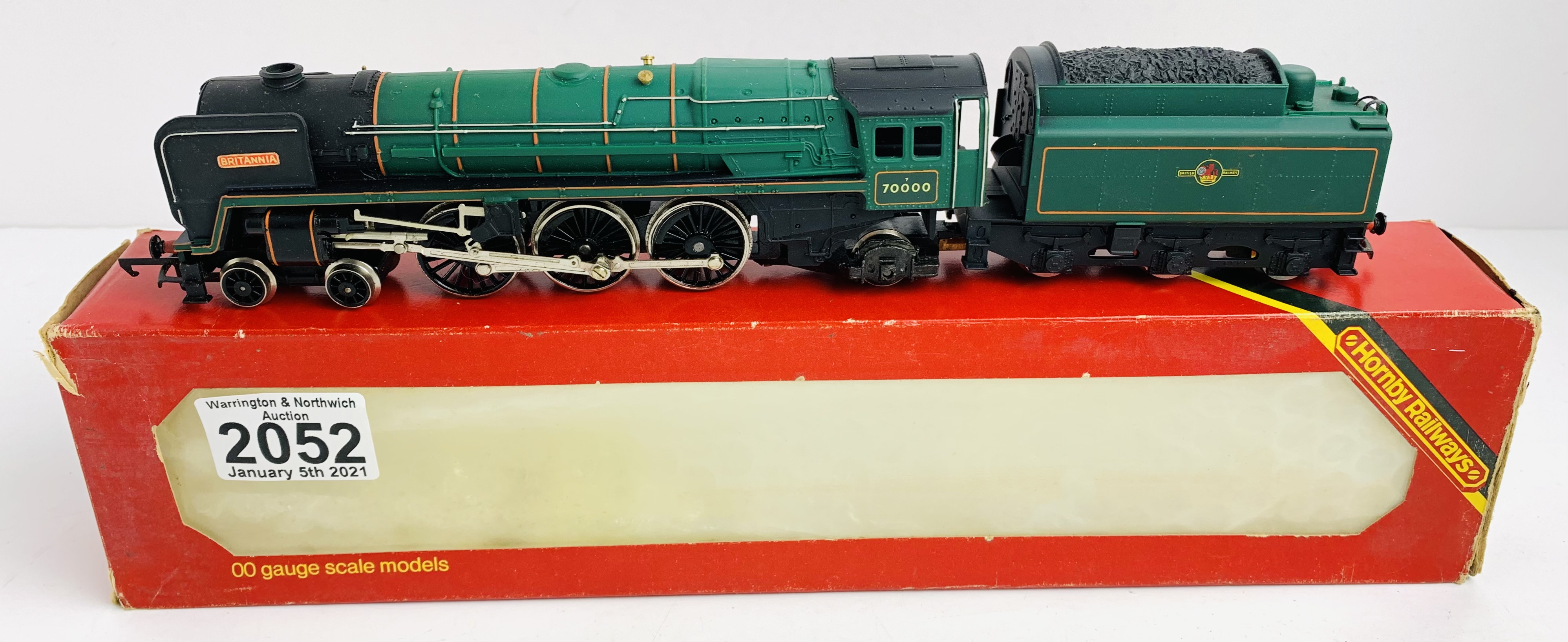Hornby OO Gauge Britannia Locomotive Boxed P&P Group 1 (£14+VAT for the first lot and £1+VAT for