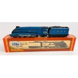 Hornby OO Gauge Mallard Locomotive Boxed P&P Group 1 (£14+VAT for the first lot and £1+VAT for