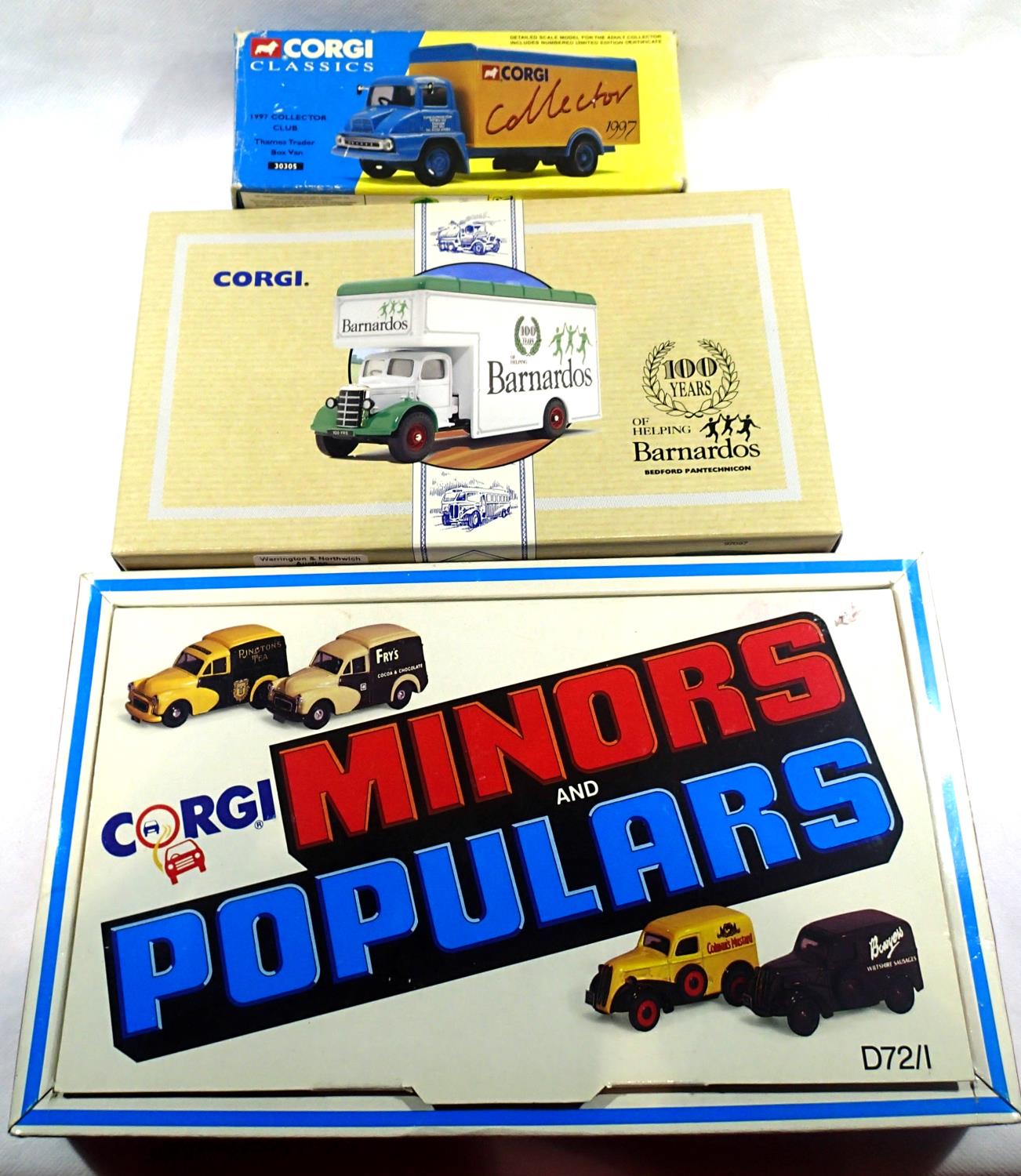 Corgi Classics D72/1 minors and populars, 4x van set, Corgi Club Collector 1997 van and 100 years