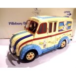 Danbury Mint Pillsbury Doughboy delivery truck, 1:24 scale. P&P Group 1 (£14+VAT for the first lot