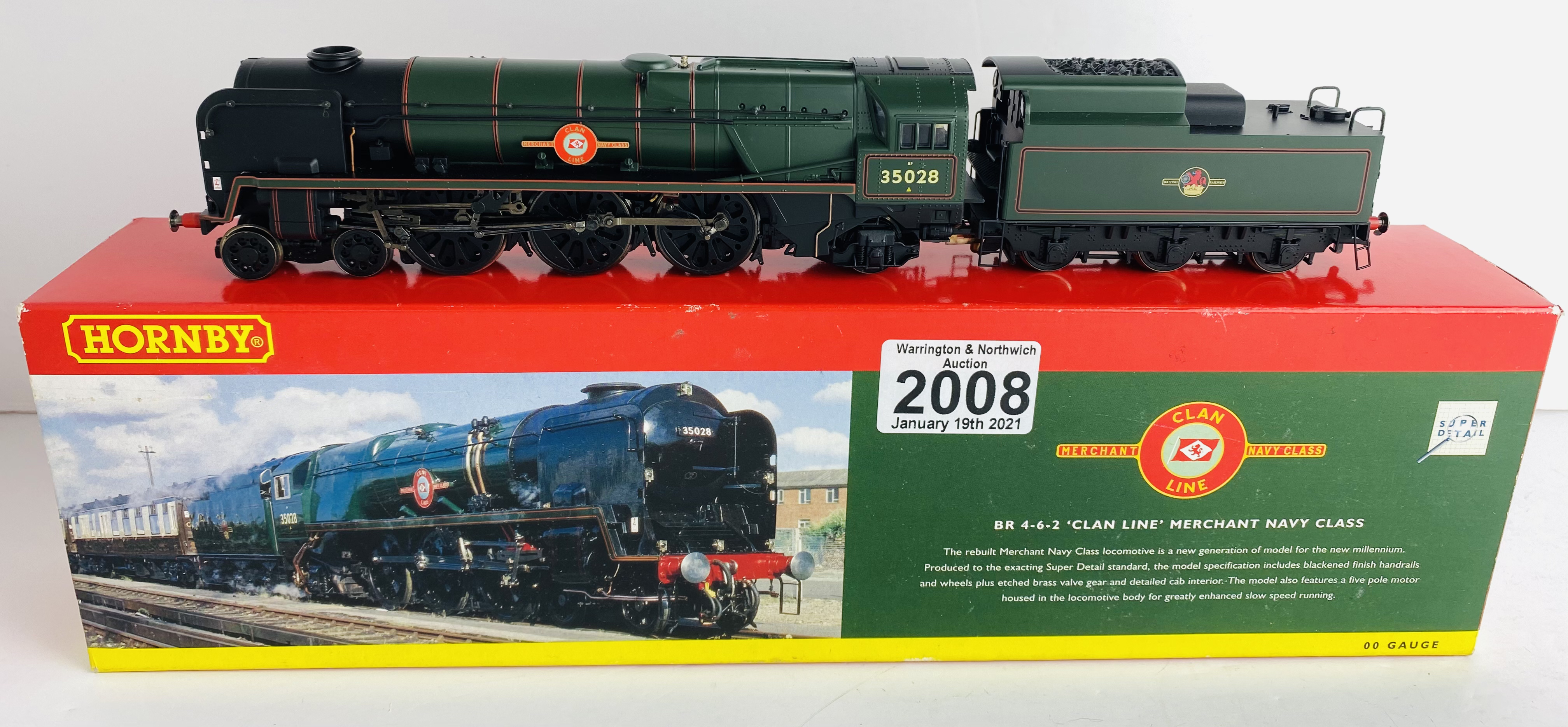 Hornby OO Gauge Clan Line Merchant Navy Boxed P&P Group 1 (£14+VAT for the first lot and £1+VAT