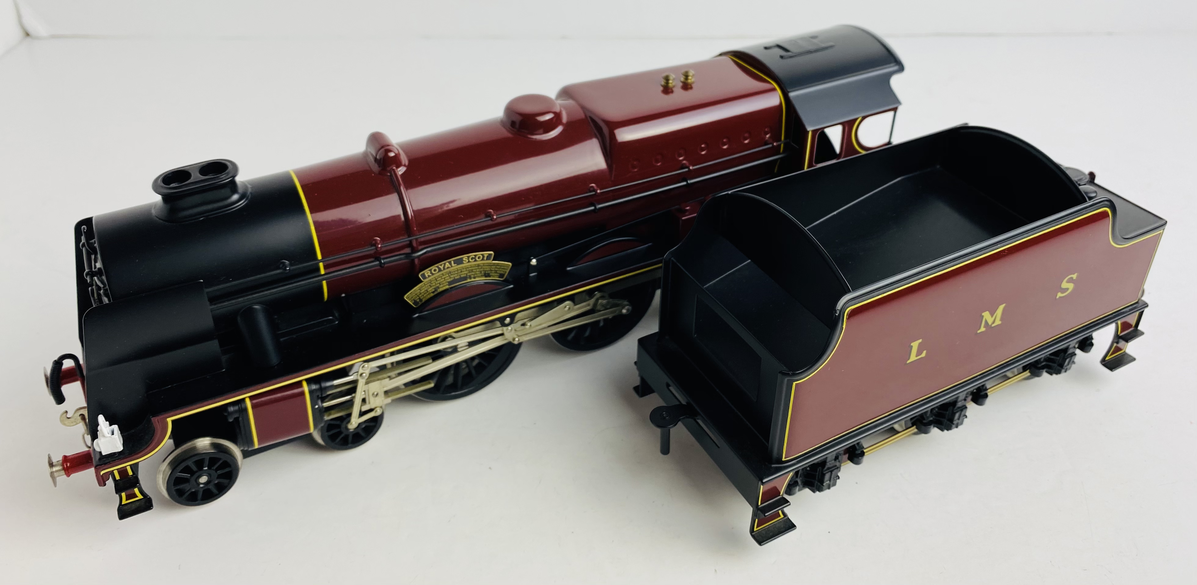 Bassett Lowke O Gauge BL99016 Royal Scot 6100 LMS Crimson Boxed. P&P Group 2 (£18+VAT for the - Image 4 of 5