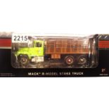 First Gear; Mack R model, Skate Truck Steiger Tractor Inc 1:34 scale. P&P Group 1 (£14+VAT for the
