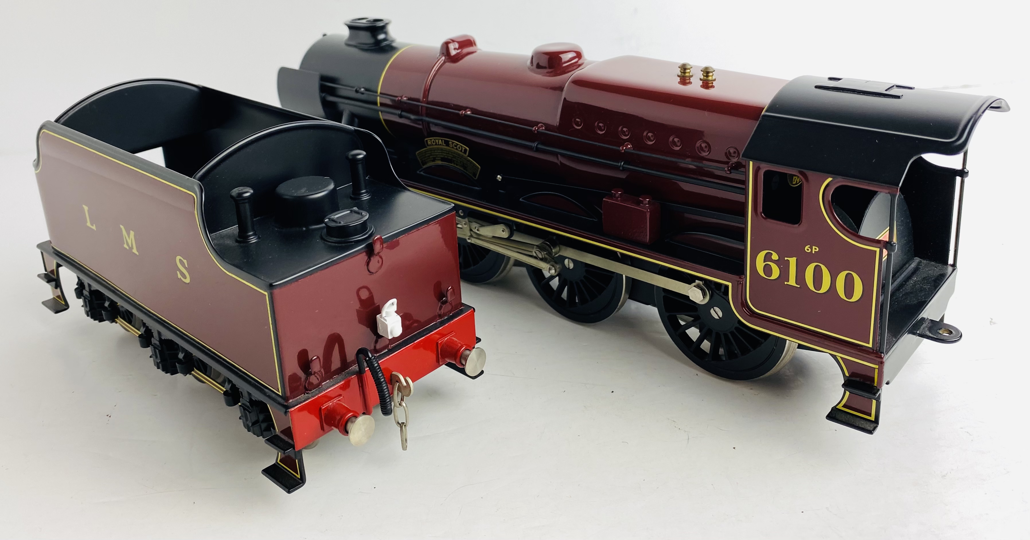 Bassett Lowke O Gauge BL99016 Royal Scot 6100 LMS Crimson Boxed. P&P Group 2 (£18+VAT for the - Image 5 of 5