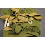 Post war type Paratroopers inner bag and static line. P&P Group 3 (£25+VAT for the first lot and £