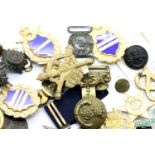 Collection of WWII and later badges and buttons. P&P Group 1 (£14+VAT for the first lot and £1+VAT