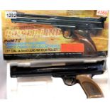 Daisy boxed model 717 air pistol, 177 calibre. P&P group 2 (£18+ VAT for the first lot and £3+ VAT