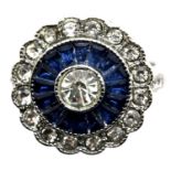 White metal, blue daisy flower head solitaire dress ring, size K/L. P&P Group 1 (£14+VAT for the