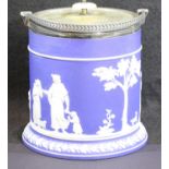 Large Wedgwood blue jasperware lidded biscuit barrel, H: 15 cm. P&P Group 3 (£25+VAT for the first