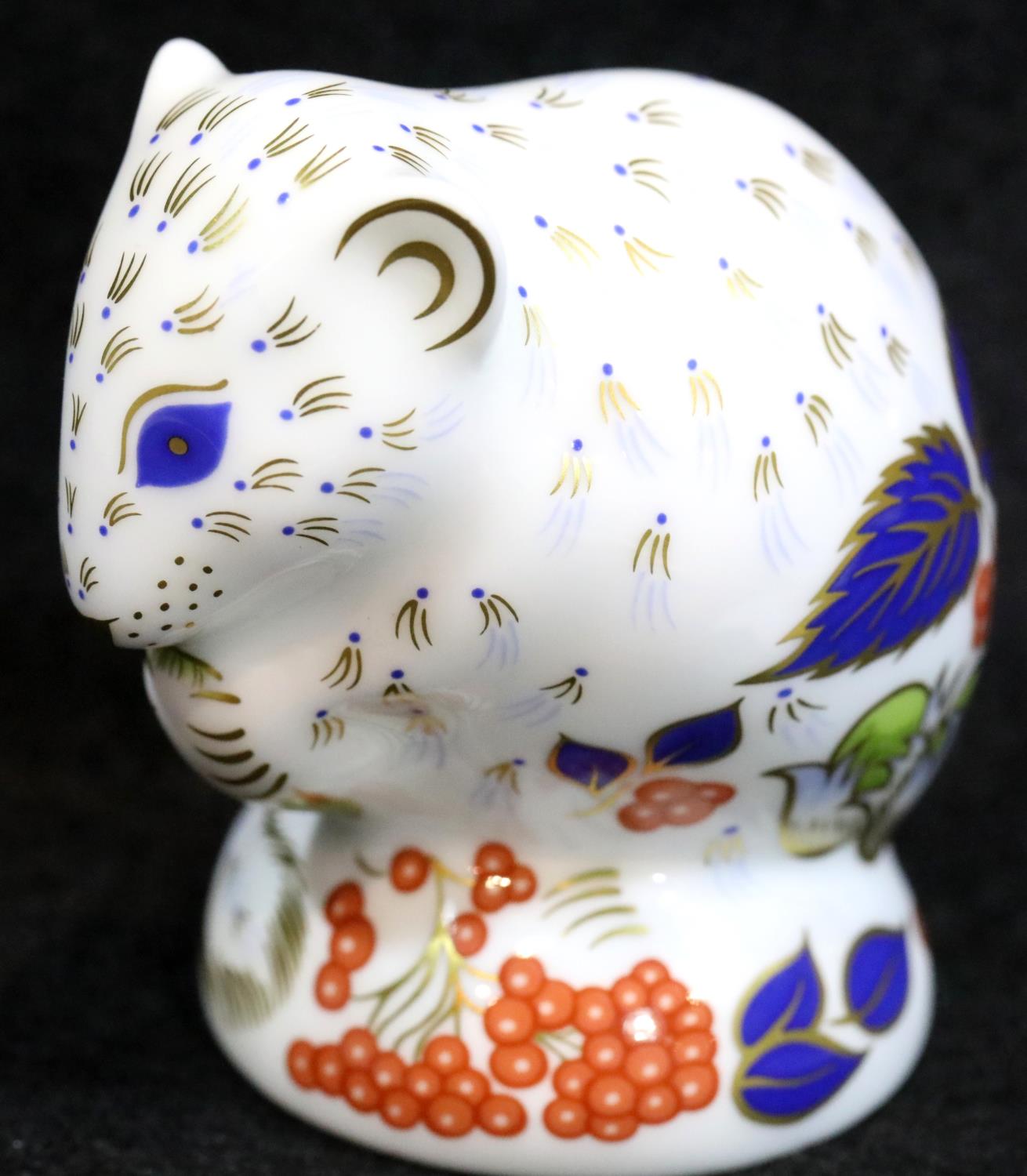 Royal Crown Derby boxed Dormouse paperweight with gold stopper, H: 6.5 cm. P&P group 2 (£18+ VAT for