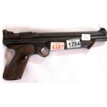 Crosman Medalist II 22 air pistol, model 1300. P&P group 2 (£18+ VAT for the first lot and £3+ VAT