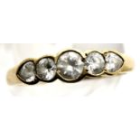 9ct gold ring set with five graduated stones, size M, 1.9g. P&P Group 1 (£14+VAT for the first lot
