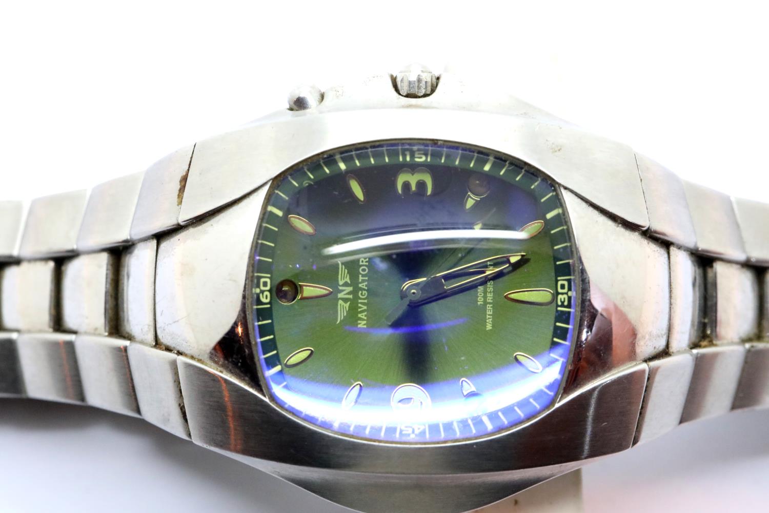 Navigator Zeon TLC gents wristwatch on a stainless steel bracelet. P&P Group 1 (£14+VAT for the