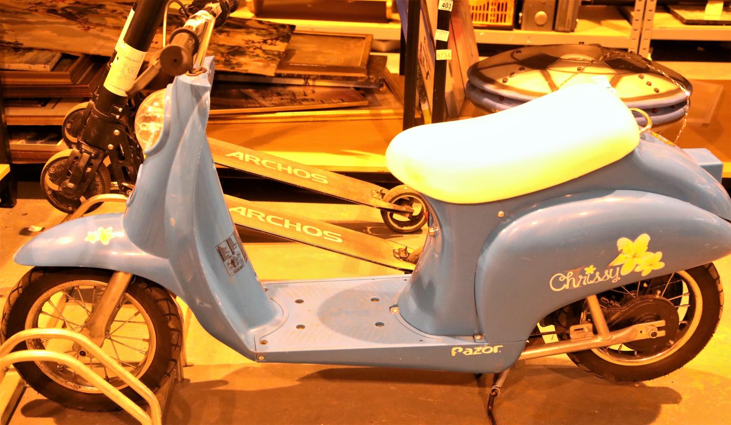 Razor childs battery operated vespa type scooter with charging cable. Not available for in-house P&P