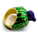 Ladies enamelled frog dress ring, size L. P&P Group 1 (£14+VAT for the first lot and £1+VAT for