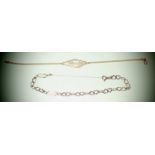Two ladies gold plated bracelets, one in the form of hearts, other ID Grandma Bracelet, L: 18 cm,